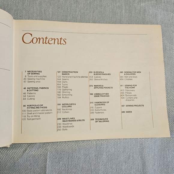 Reader's Digest Complete Guide to Sewing Vintage Hardcover Book 1976 - Picture 7 of 9